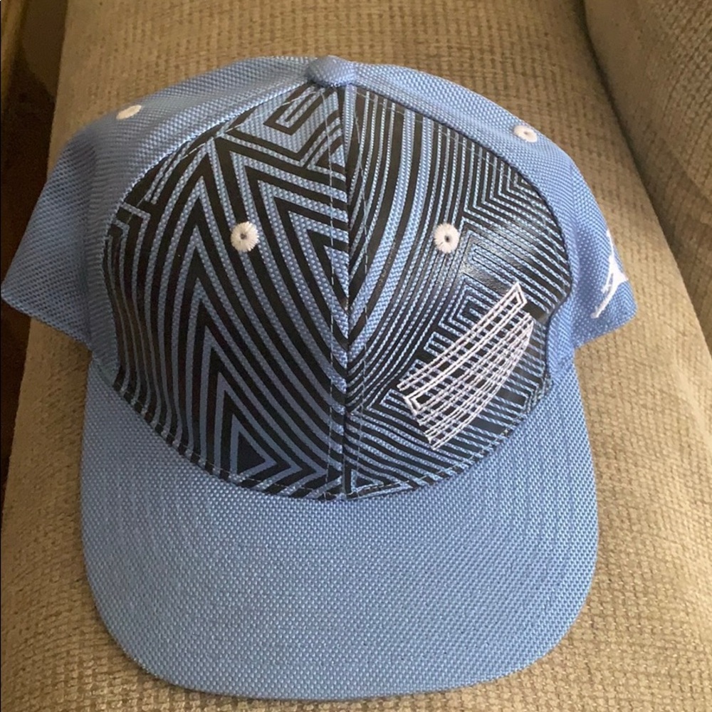 USED ONCE- Baseball cap 🧢